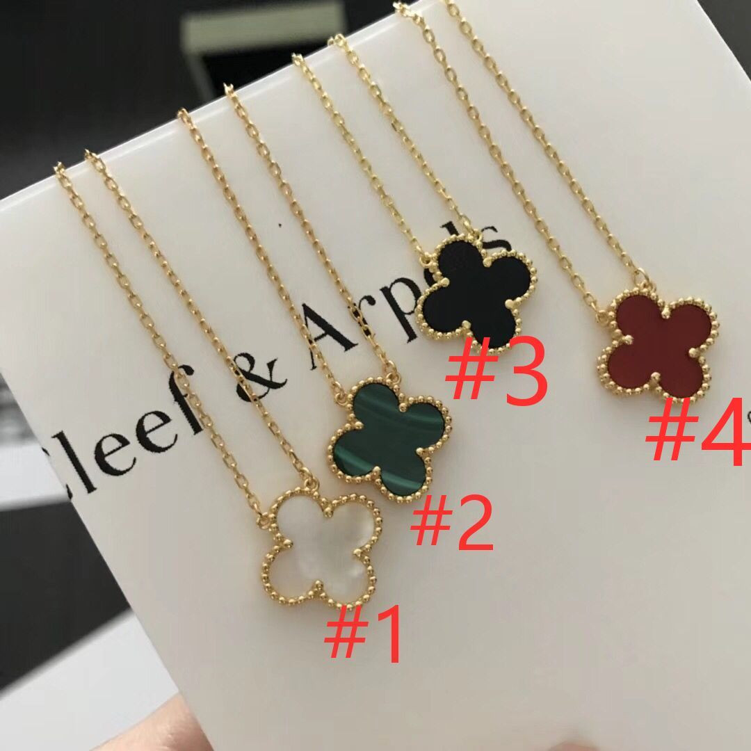 S32103 VCA CLOVER NECKLACE