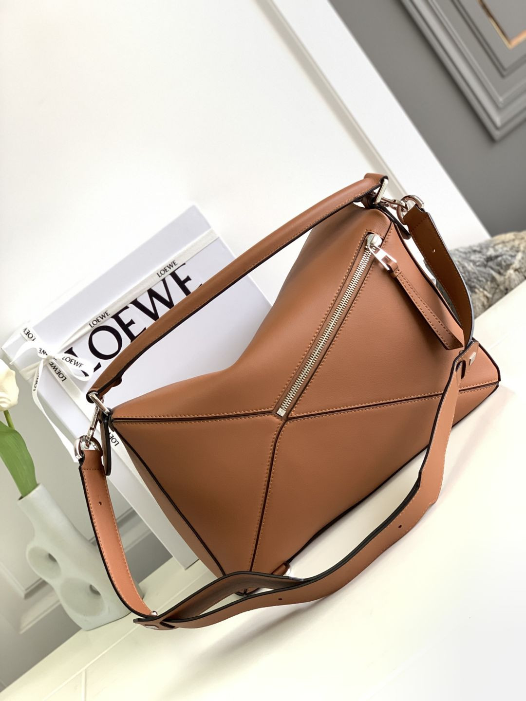 10170 LOEWE PUZZLE EDGE TAN 35cm