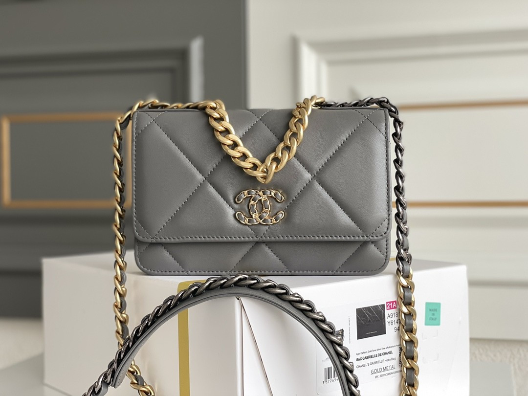 A01112 Grey Chanel Crossbody Bag