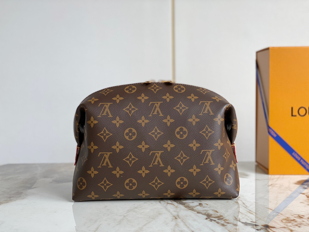 S79508 LV COSMETIC POUCH GM