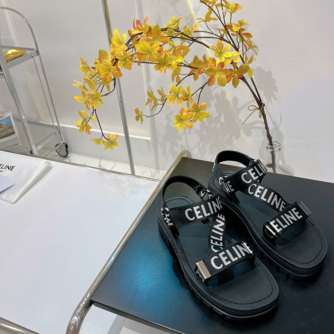 S58217 CELINE BLACK SANDALS