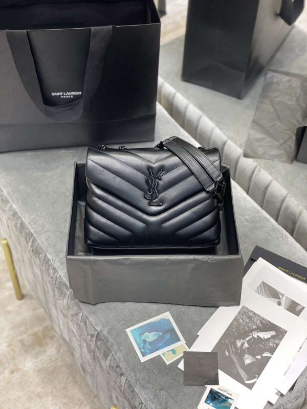 494699 BLACK/BLACK LOULOU 23cm