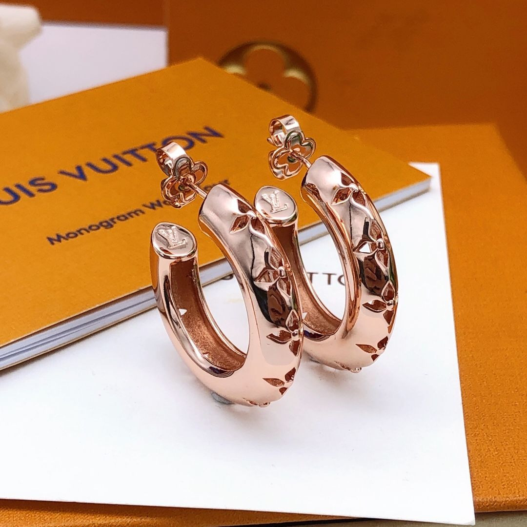 S116307 LV ROSE GOLD EARRINGS