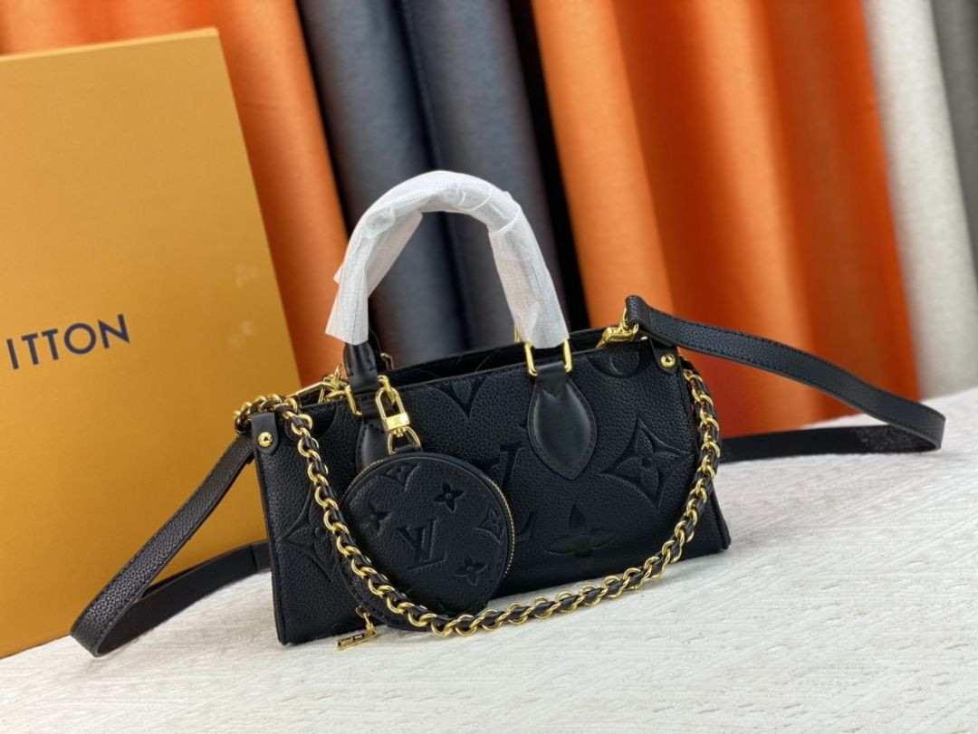 S105600 LV OnTheGo East West  Black