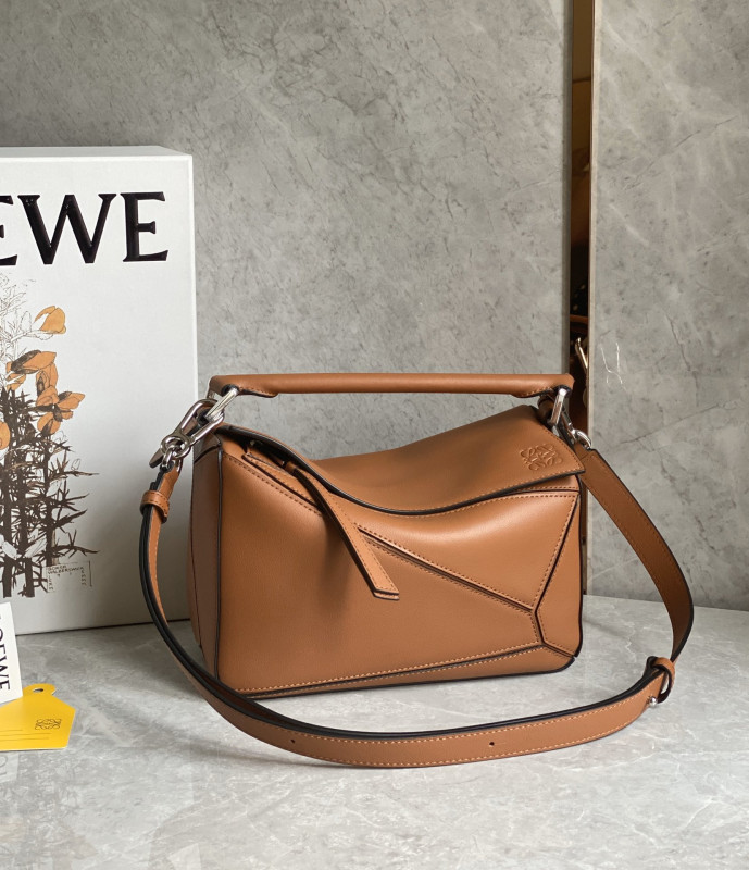 S81031 BROWN LOEWE