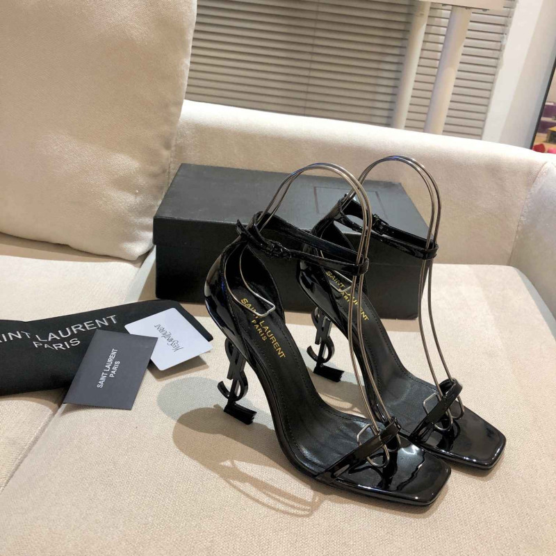 YSL ALL BLACK PATENT LEATHER HEEL S05817