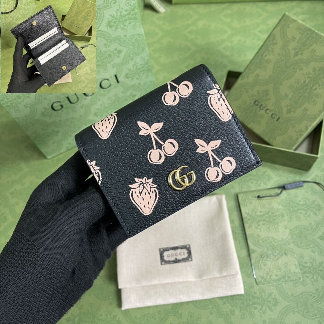 456126 GUCCI WALLET
