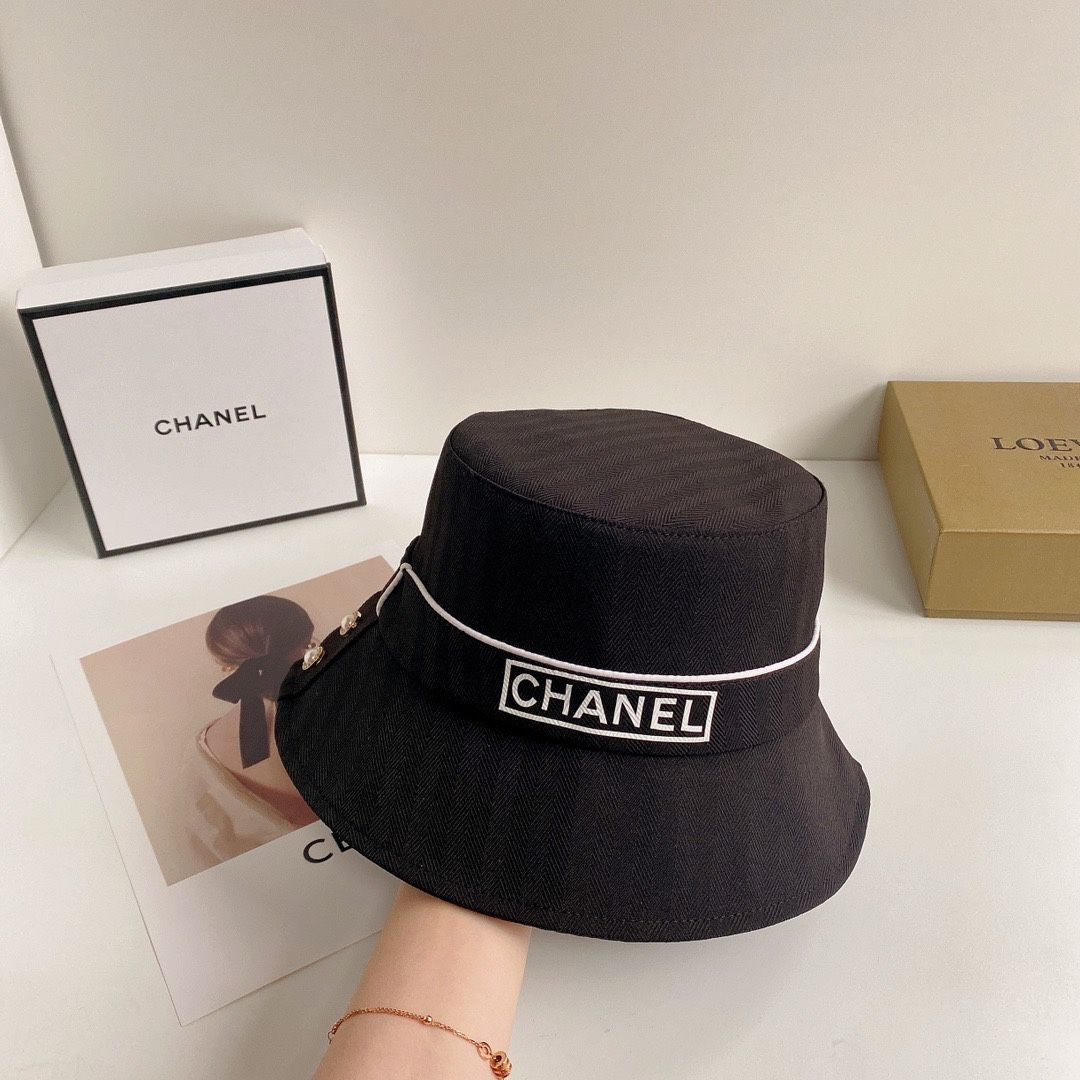S37566 CHANEL HAT