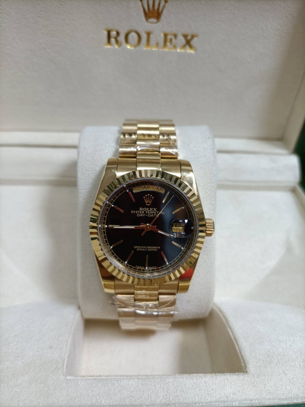 S00038 ROLEX WATCH 36MM