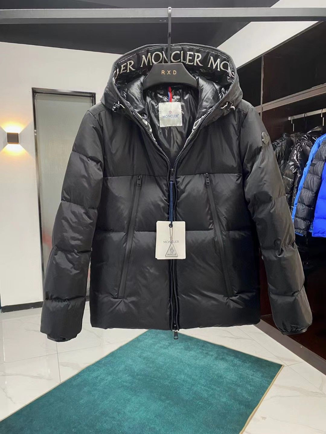 S65959 BLACK MONCLER MENS JACKET