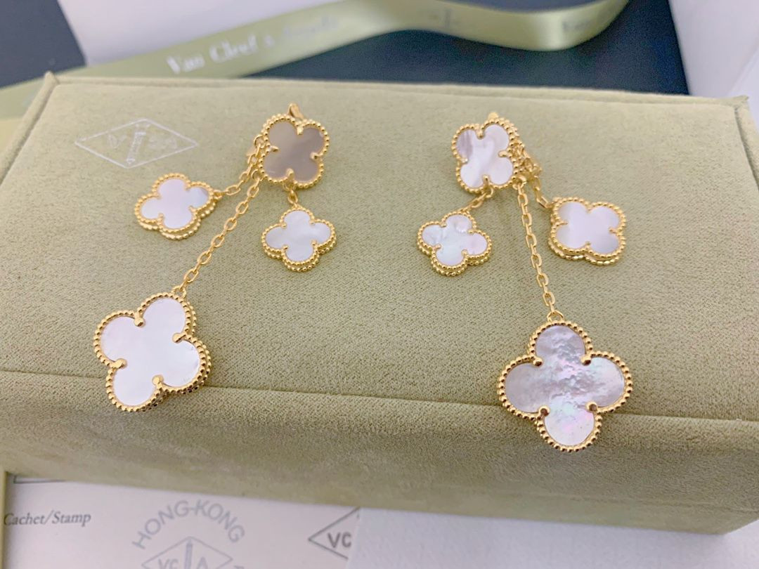 S32206 VCA EARRINGS 3colors